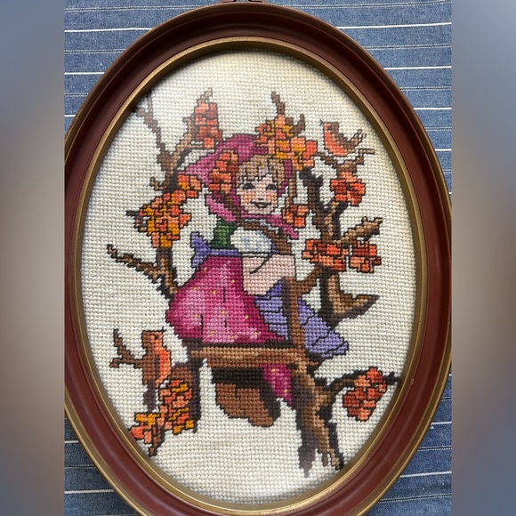 Hummel Counted Cross Stitch Girl in Tree Swing Framed Oval Frame - Picture 2 of 6